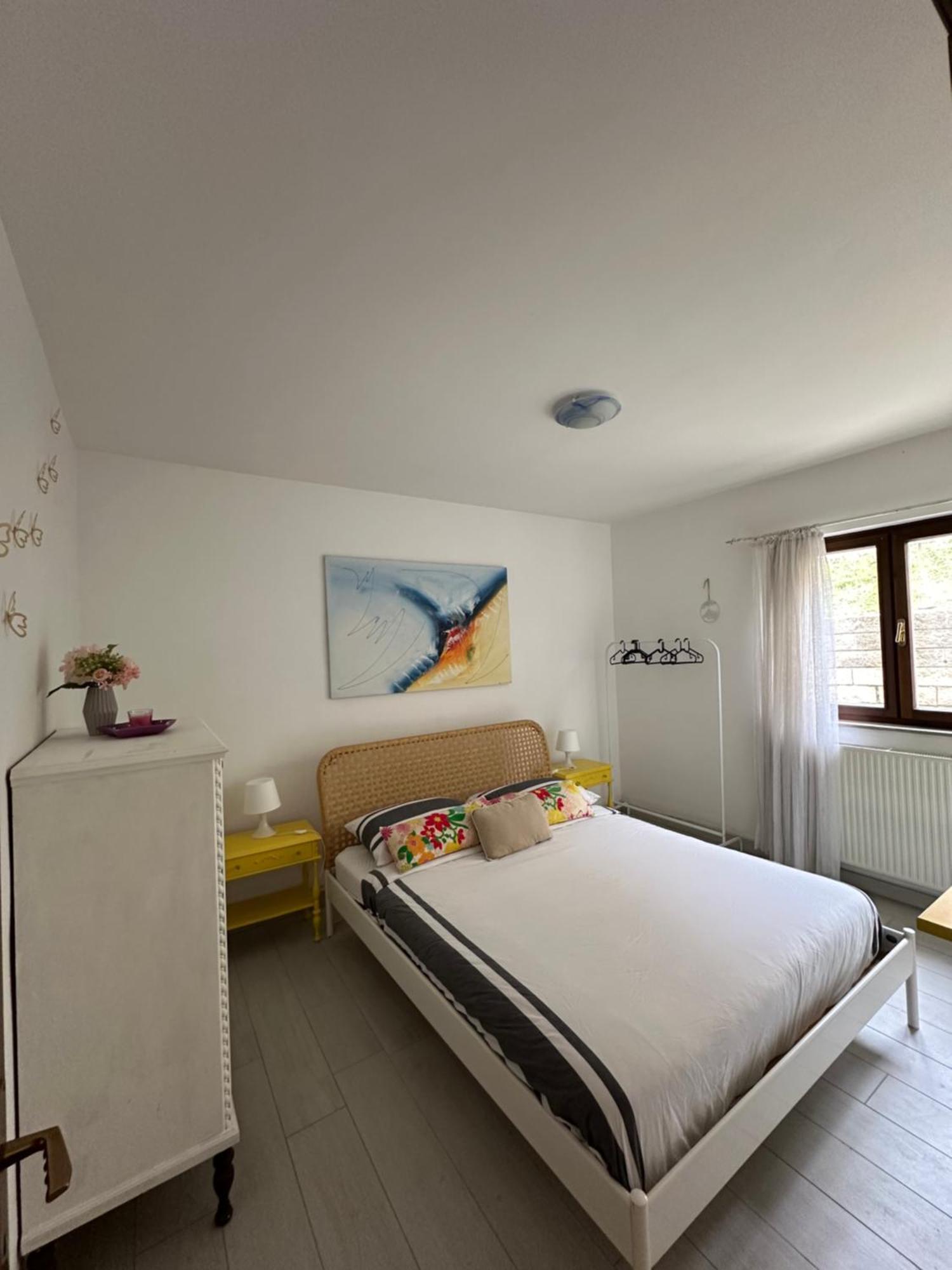 Lake Apartment Ischia White Tenna Bagian luar foto